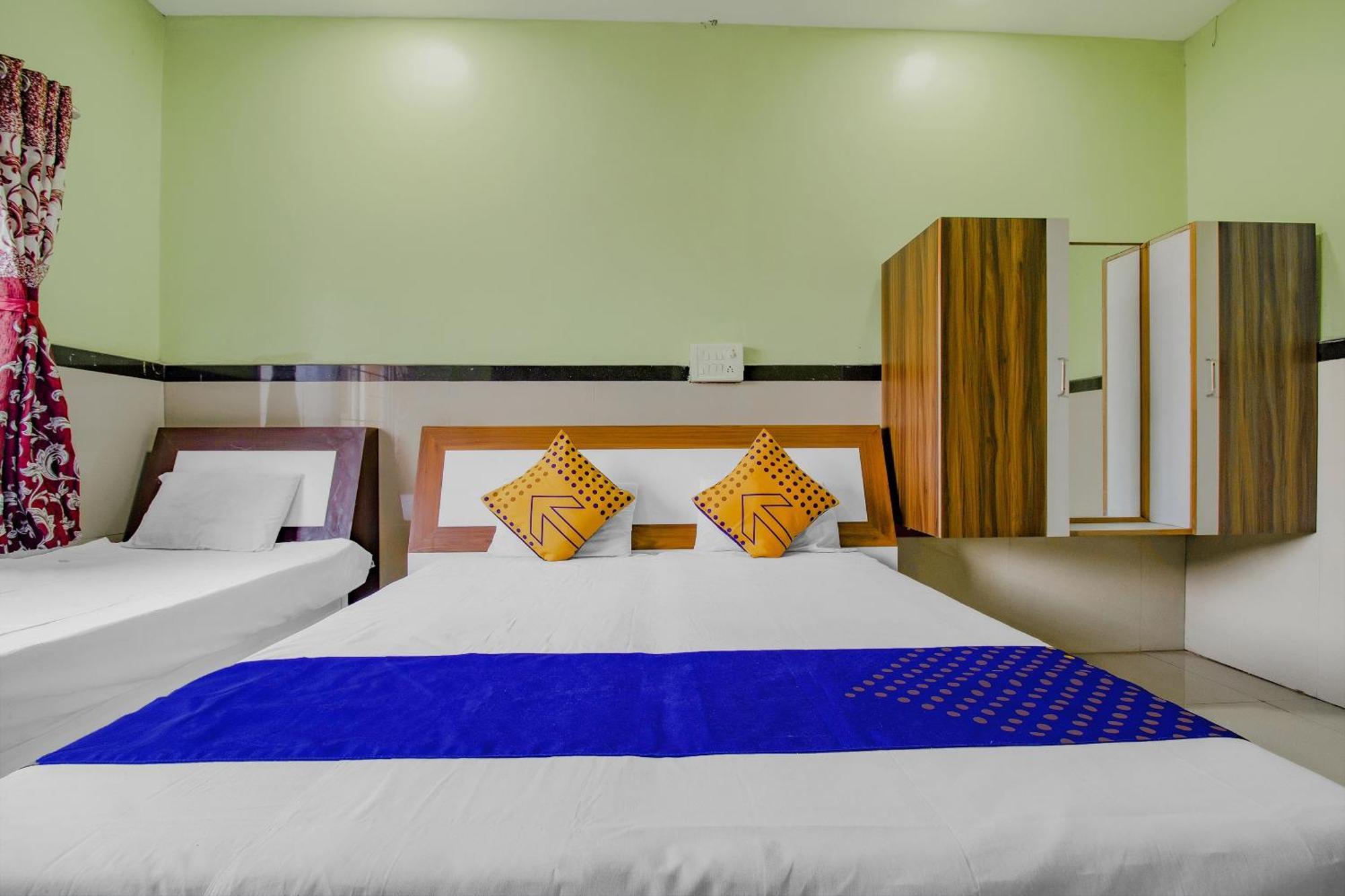 Spot On Indirasagar Executive Hotel Kolhapur Exterior photo